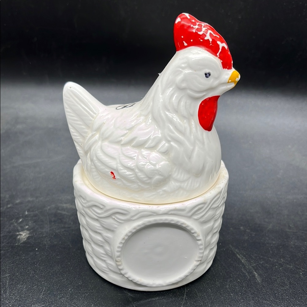 Vintage White and Red Ceramic Hen On Nest Salt & Pepper Shakers Farmhouse